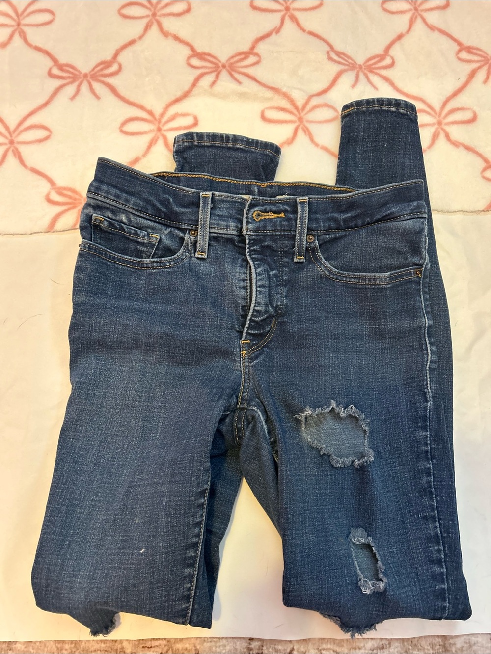 Levi's Women's Skinny Distressed Dark Blue Jeans